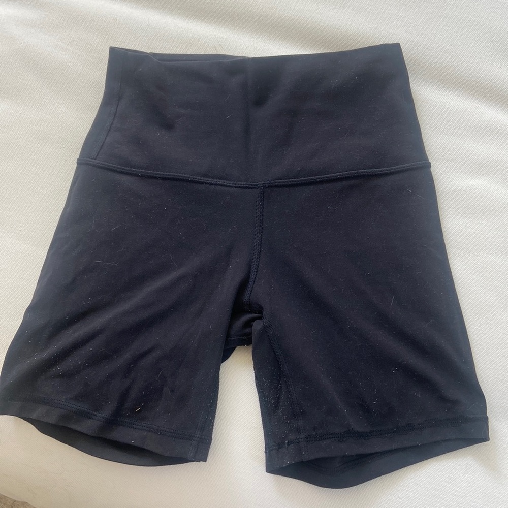 Lululemon 6 inch align shorts - black
